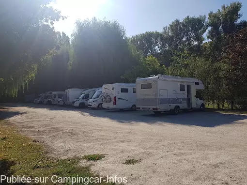 aire camping aire chenonceaux