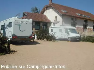 aire camping aire neris les bains