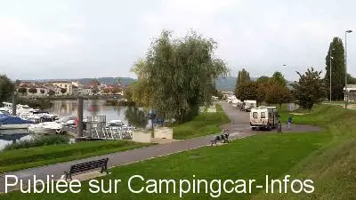 aire camping aire pont a mousson